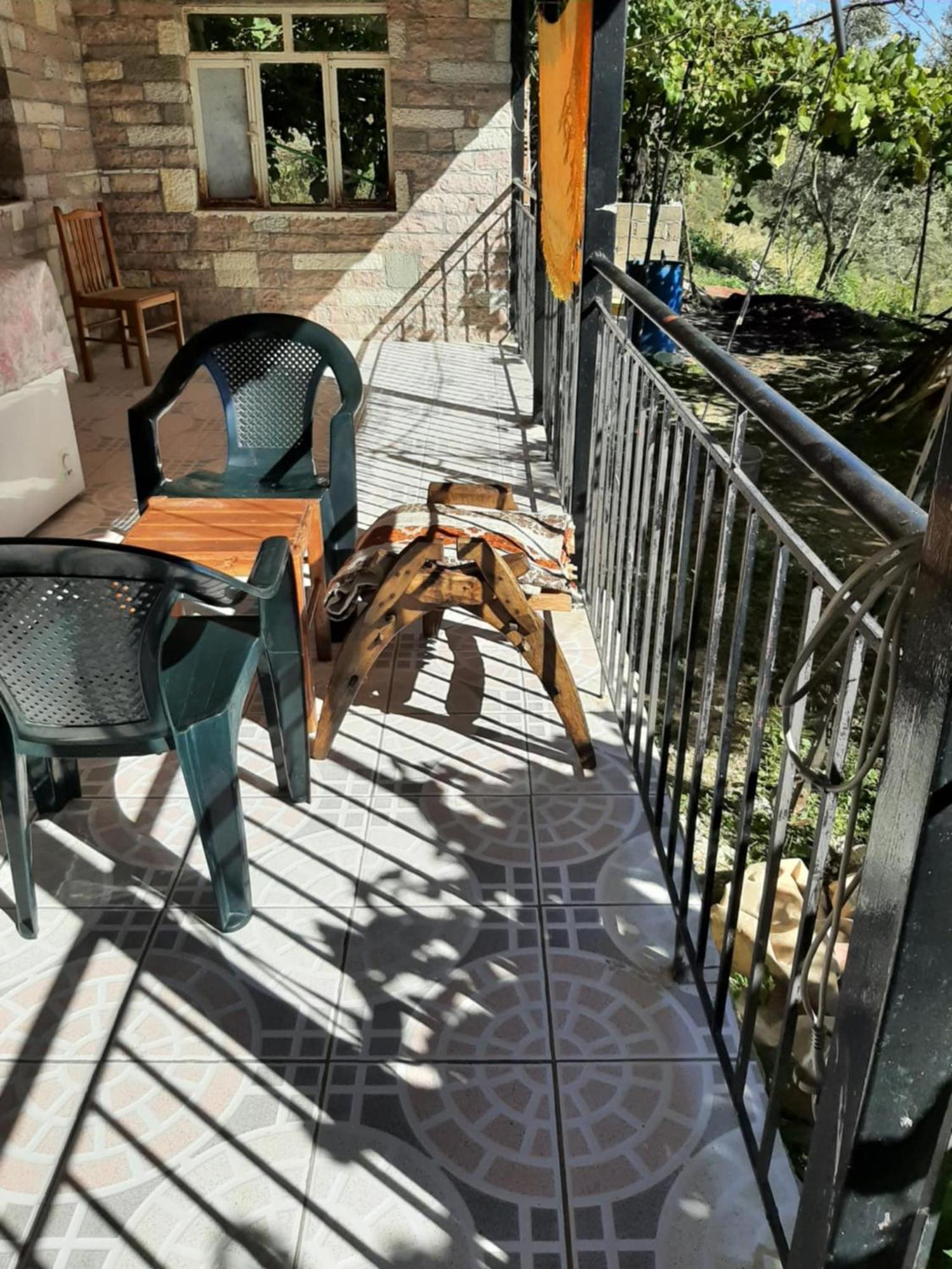 Apartment Garufalia *